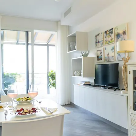 Perla Abernathy - Haus Mit Pool Und Garten By Interhome Appartamento